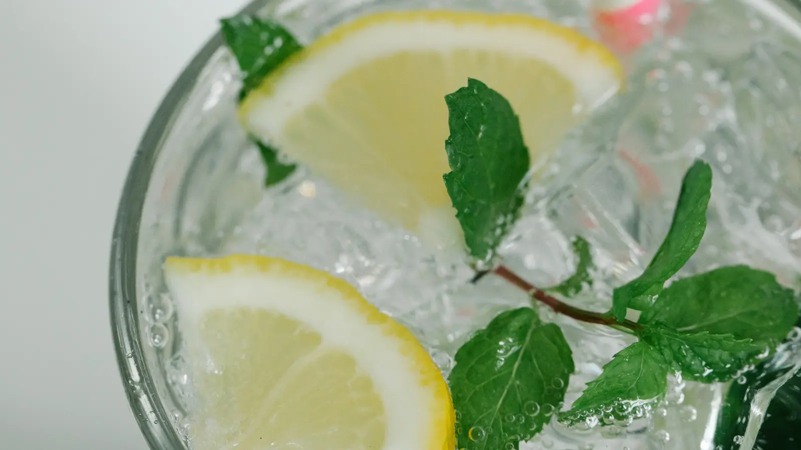 Catchy Slogan for Sprite